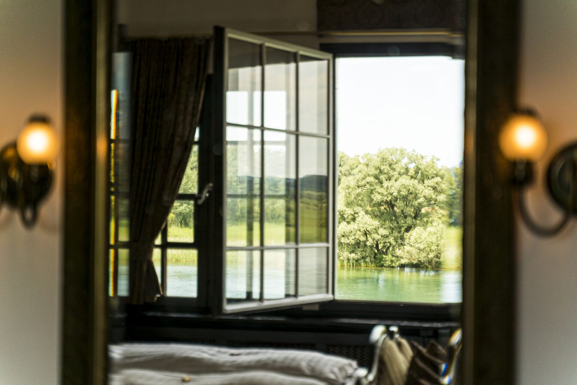 Hotel-Porto-Sofie-See-Suite-64-Fenstersicht_1 Zimmer Hotel Porto Sofie am Seerhein, Thurgau, Bodensee